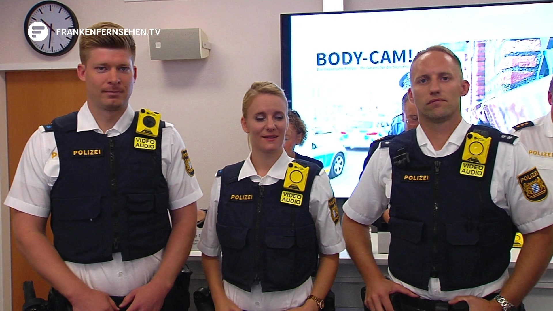 Fur Mehr Sicherheit In Der Region Neue Bodycams Fur Polizisten Franken Fernsehen